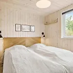 With Fireplace 10 *