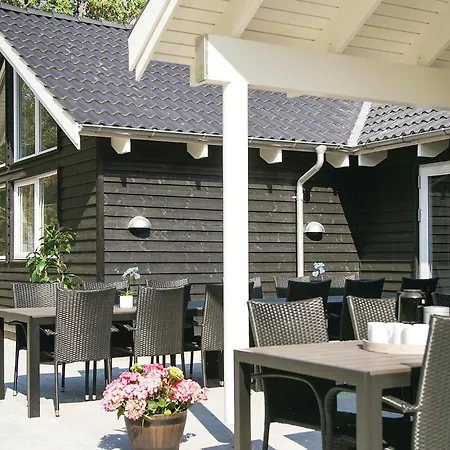 Lovely In With Kitchen * Frederiksvaerk