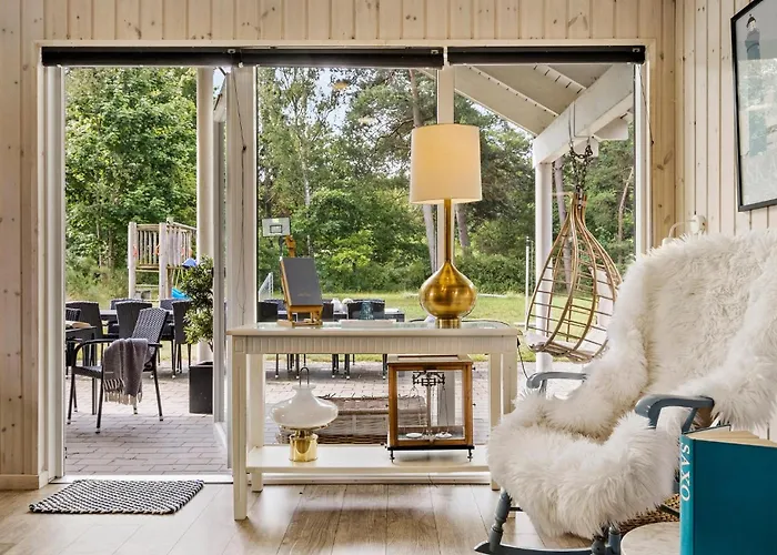 With Fireplace 10